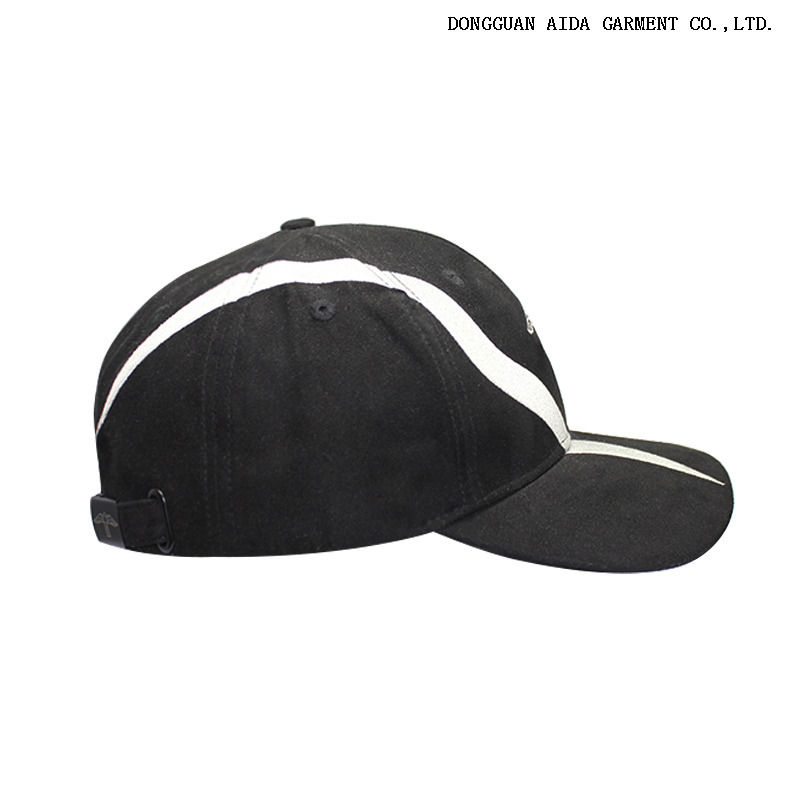 Ice thread cooling + high elasticity and breathability + four-needle and six-thread process